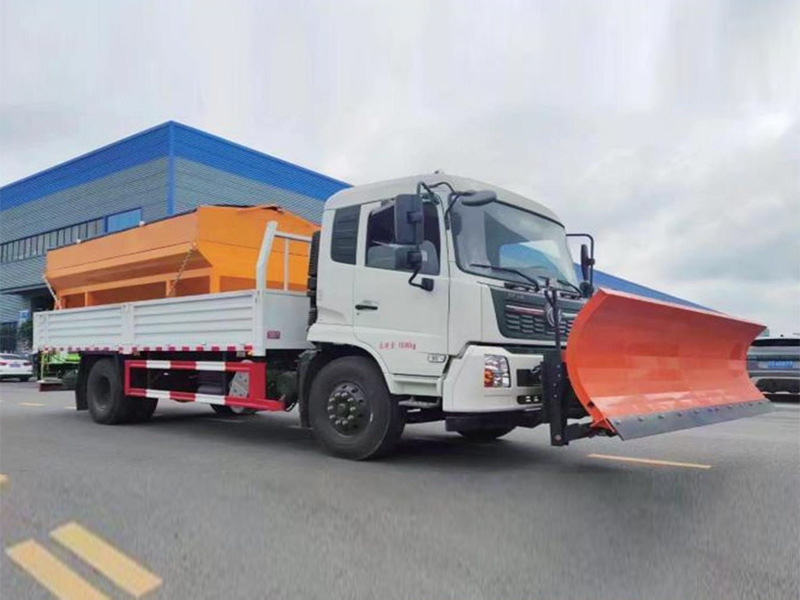 天錦除雪車-龍擎260馬力